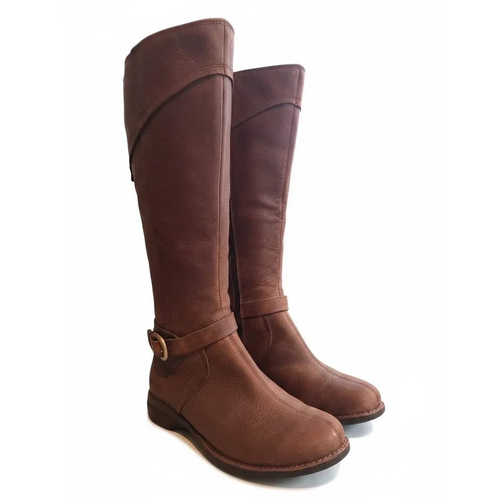 Merrell Women's Captiva Buckle-Up Waterproof Boot Gorpcore